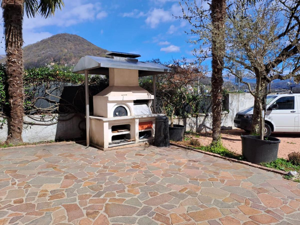 Villa Aida Lake View 拉韦纳蓬泰特雷萨 外观 照片
